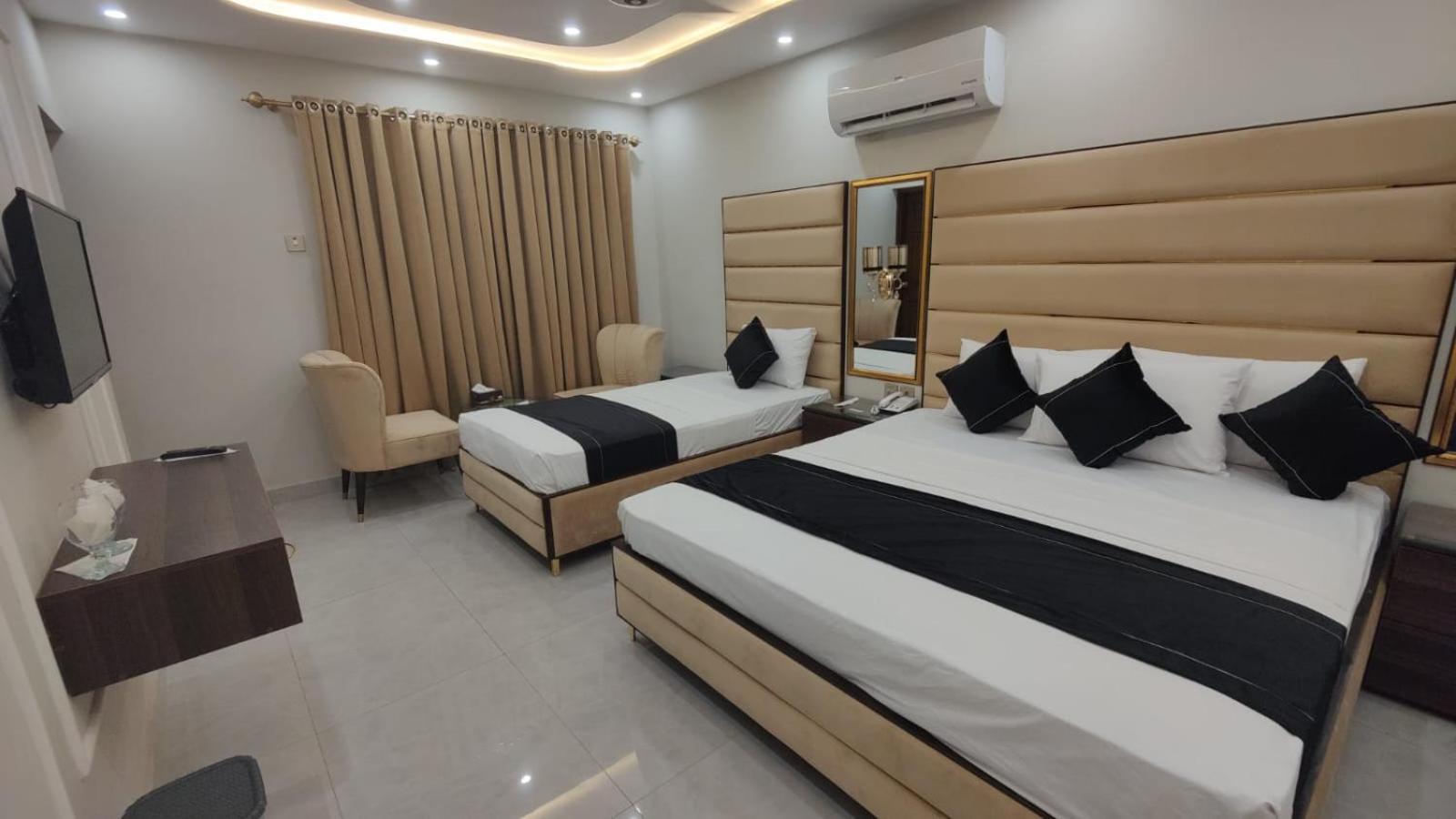 Hotel White Season Gulberg Lahore Exterior foto
